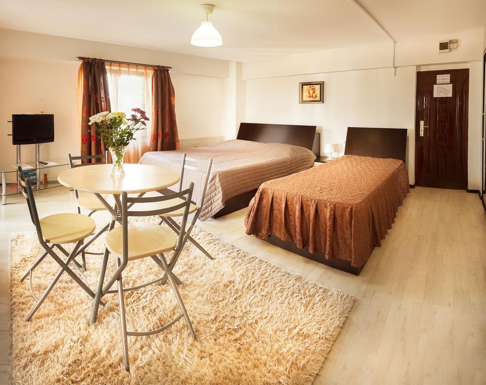 Il Primo Apartments Iasi Eksteriør billede