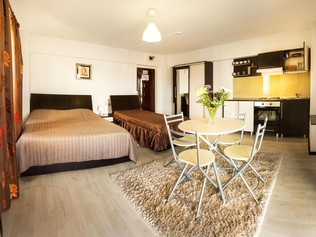 Il Primo Apartments Iasi Eksteriør billede