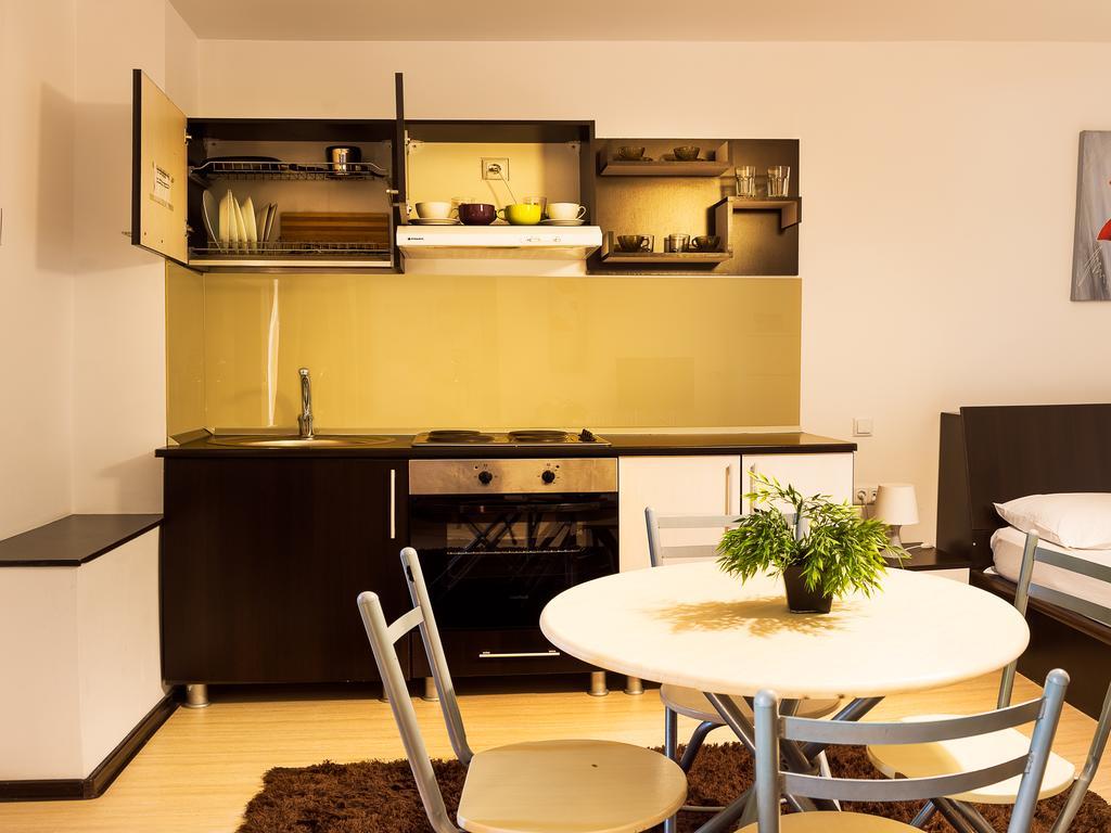 Il Primo Apartments Iasi Eksteriør billede
