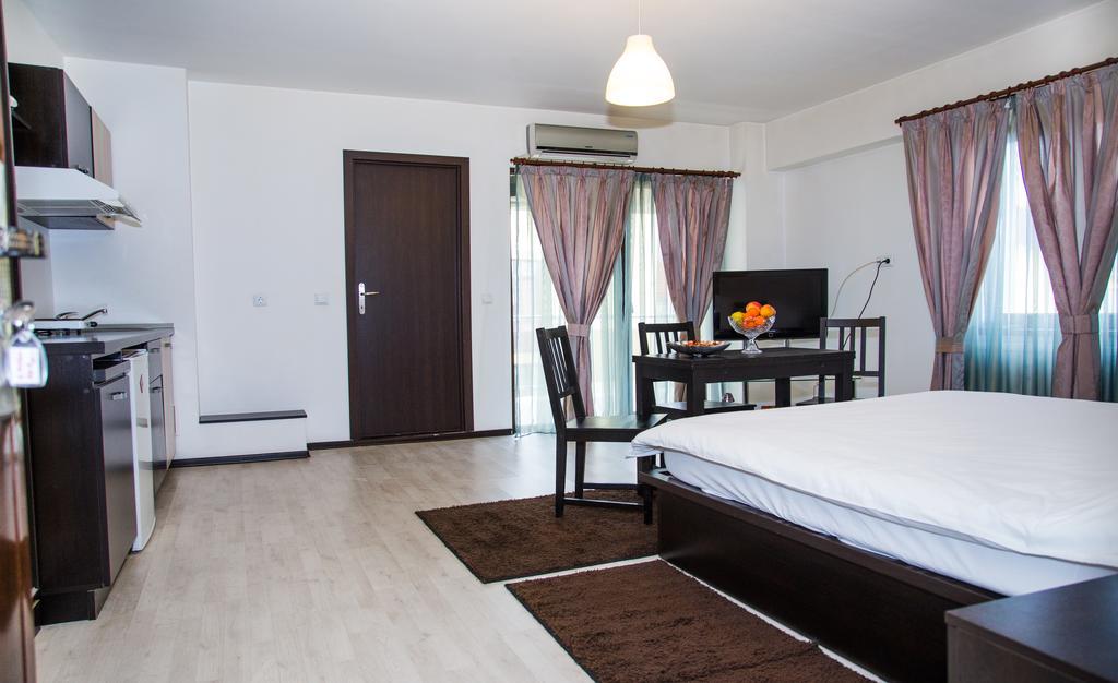 Il Primo Apartments Iasi Eksteriør billede
