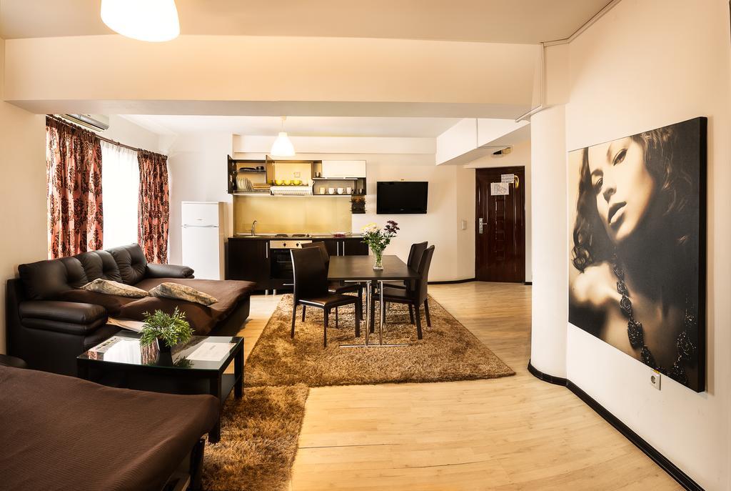 Il Primo Apartments Iasi Eksteriør billede